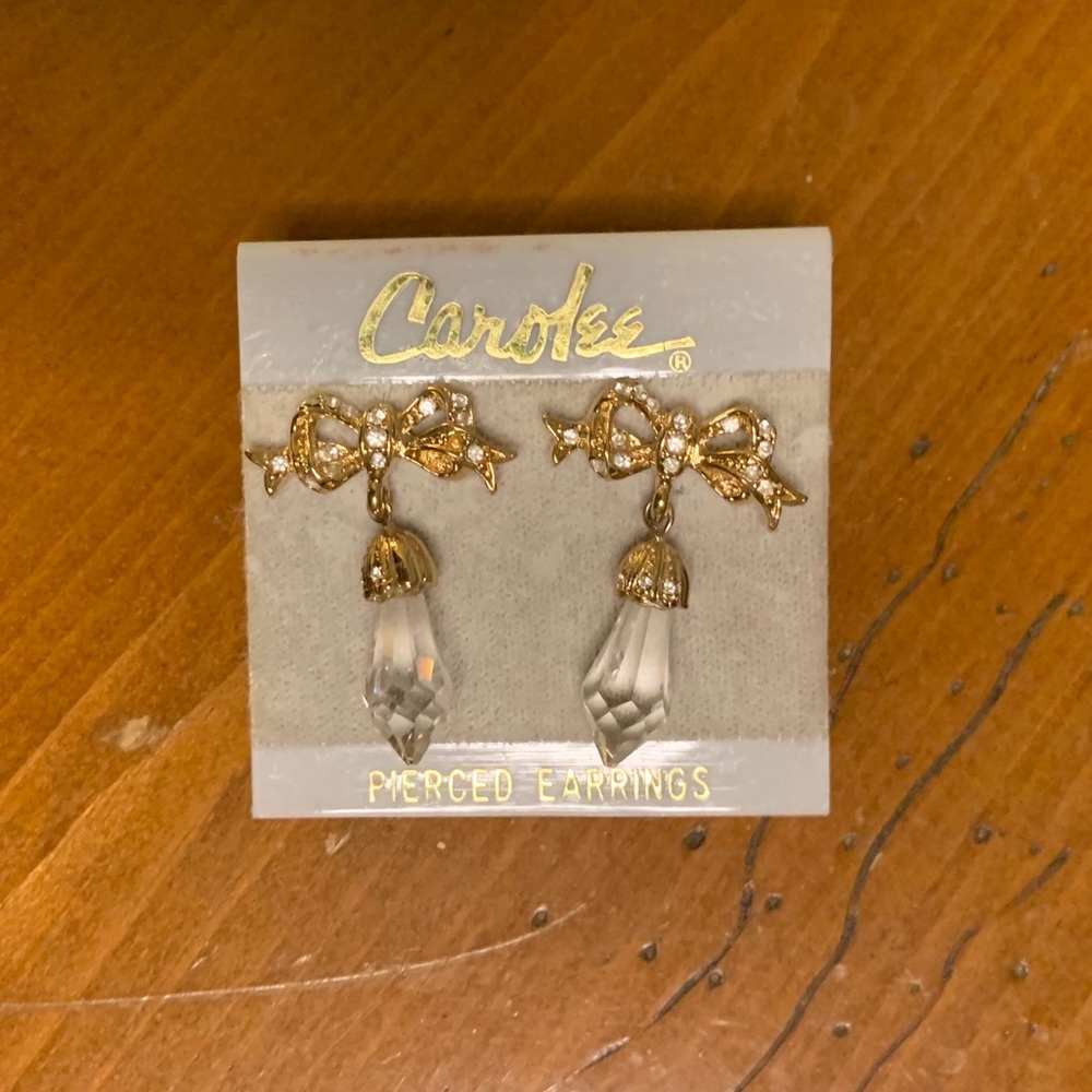 Vintage Dangly Carolee Earrings
